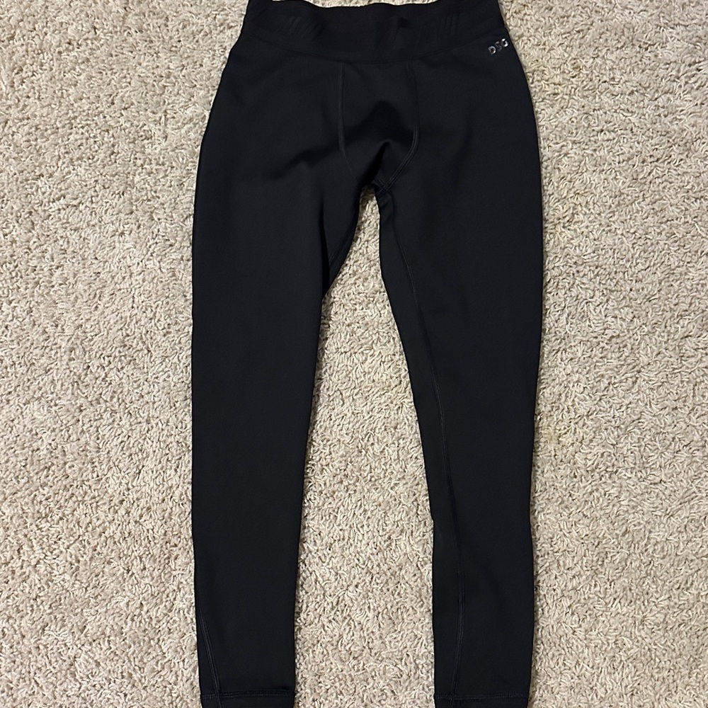 DSG (Dick’s Sporting Goods) - Boys Cold Gear Leggings - medium